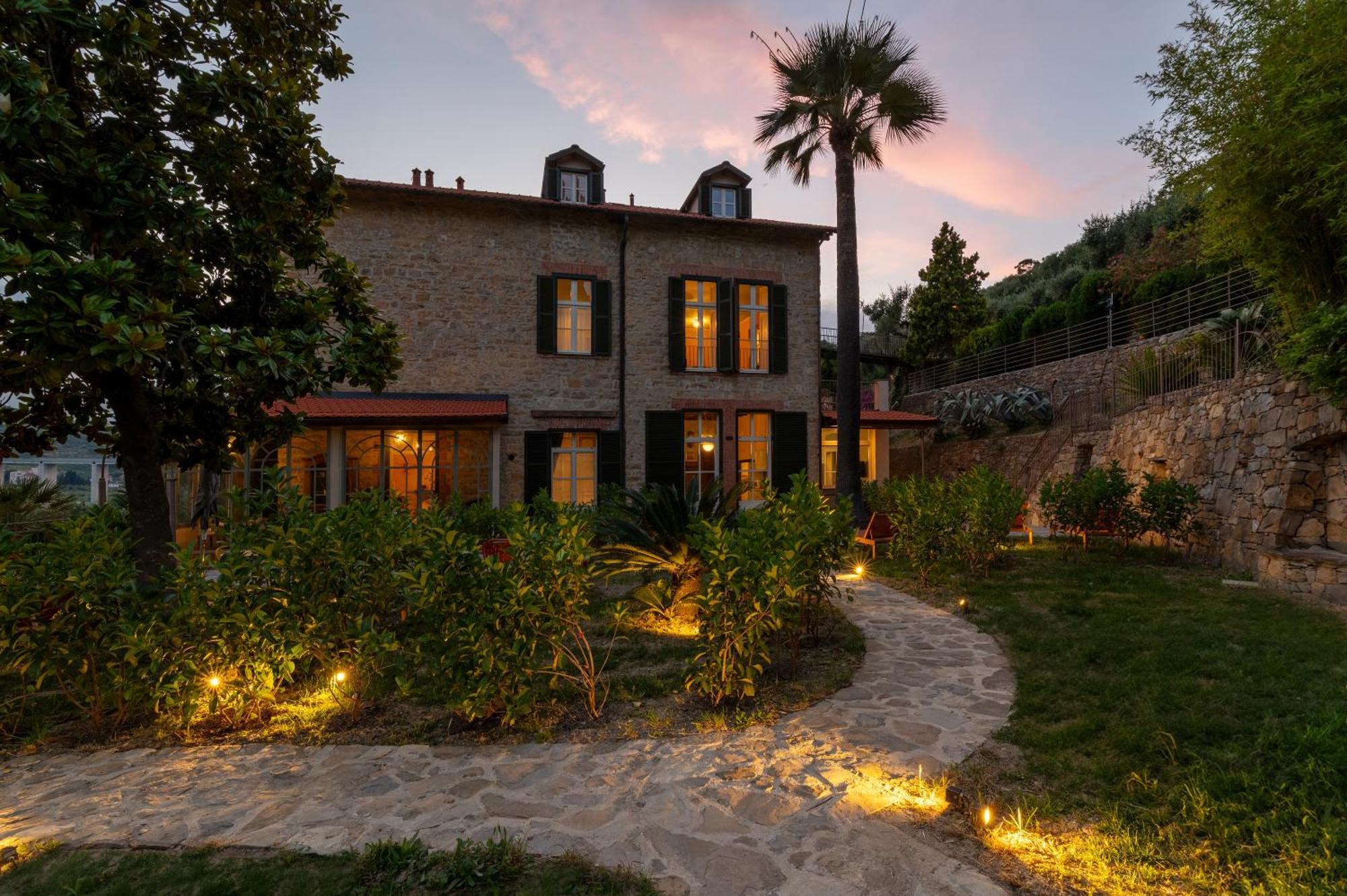 Villa Rappis Imperia Exterior photo